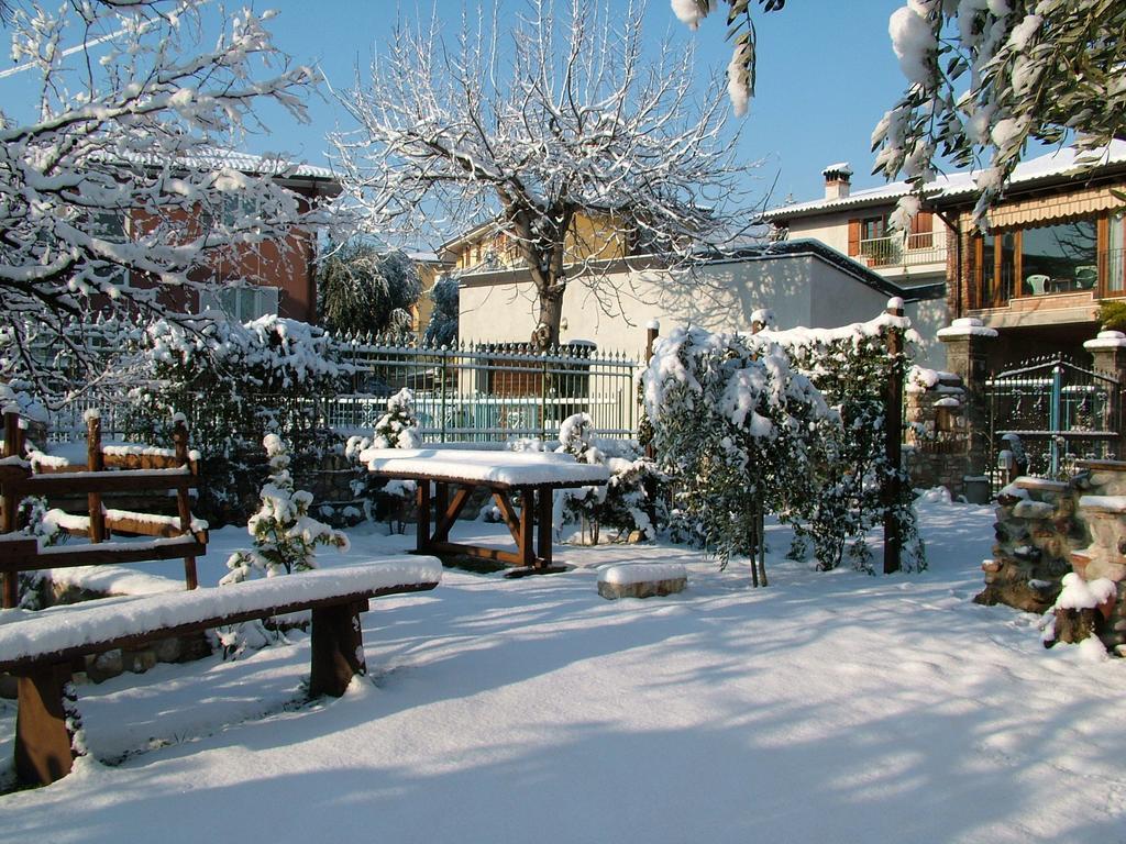 B&B Il Melograno Del Garda Padenghe sul Garda Exterior foto